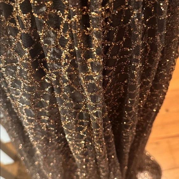 Showpo NWT a lady Godiva Bronze cocktail dress. Designed in Australia - Picture 8 of 8